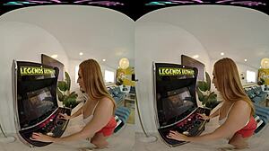 Испытайте острые ощущения виртуальной реальности с соблазнительным приглашением Vrallures в ее личное игровое пространство