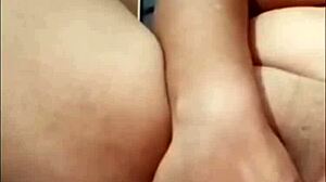 孟加拉女孩在IMO上分享热辣的性爱视频